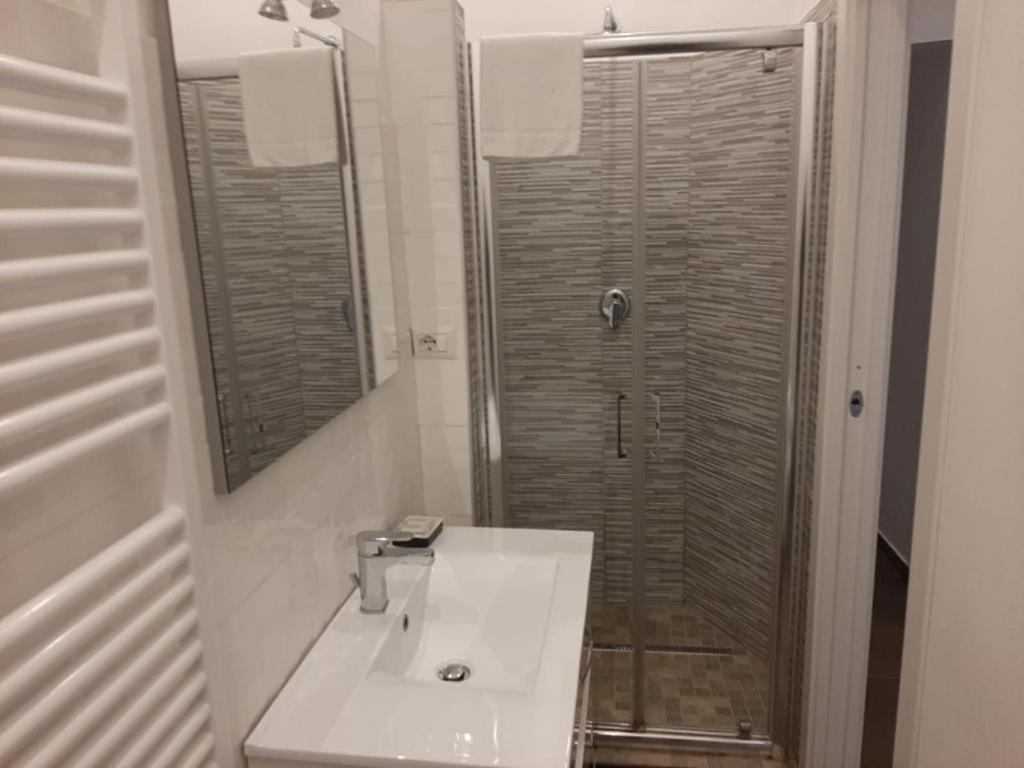 B&B Il Vicolo Della Neve Salerno Ngoại thất bức ảnh